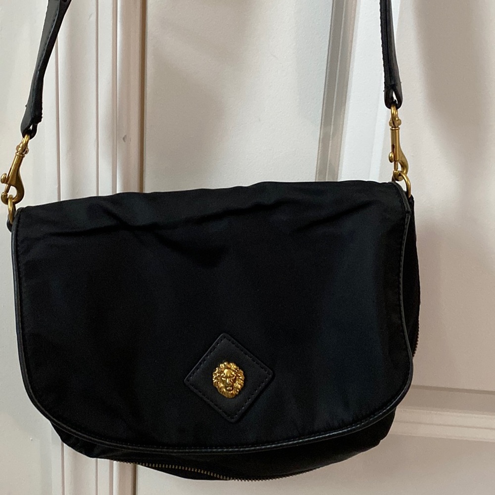 Crossbody purse